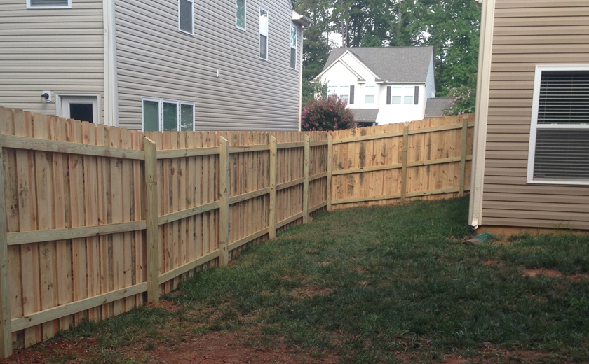 Vartanian Construction Maria wood fence