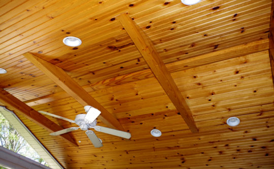 Vartanian Construction Nancy screened porch3