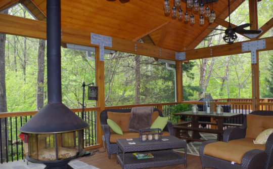 Vartanian Construction screened porch inside3