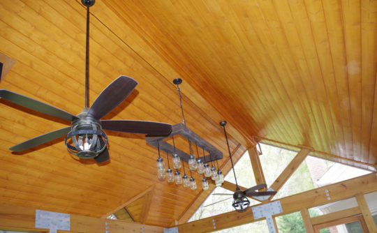 Vartanian Construction screened porch inside6